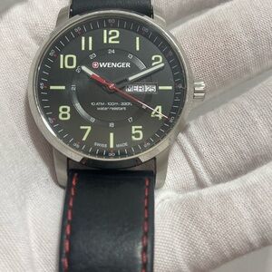 WENGER WENGER WATCH ATTITUDE Ref 01.1541.101 QUARTZ 42mm MENS SWISS MADE